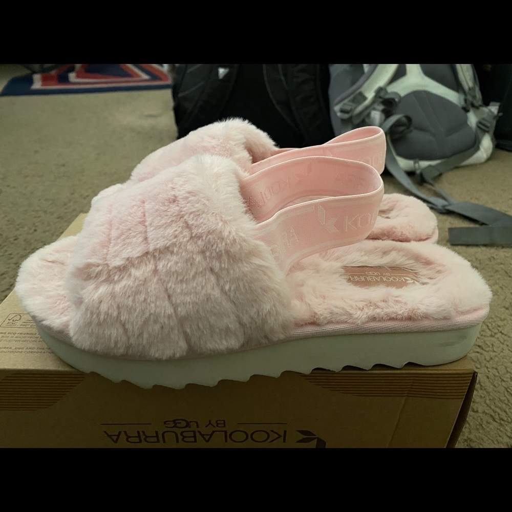 Pink koolaburra slippers